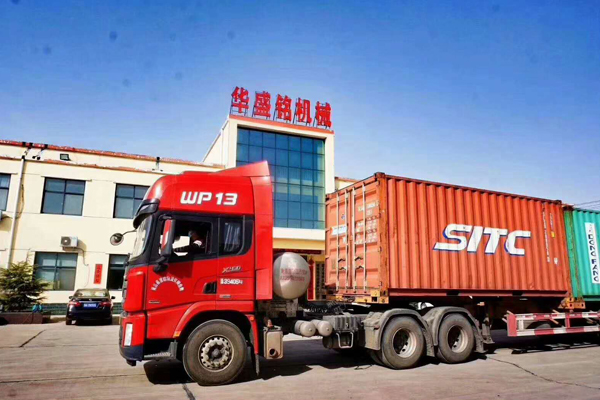 4PG0404四輥破碎機包裝發往青島港，出口埃及