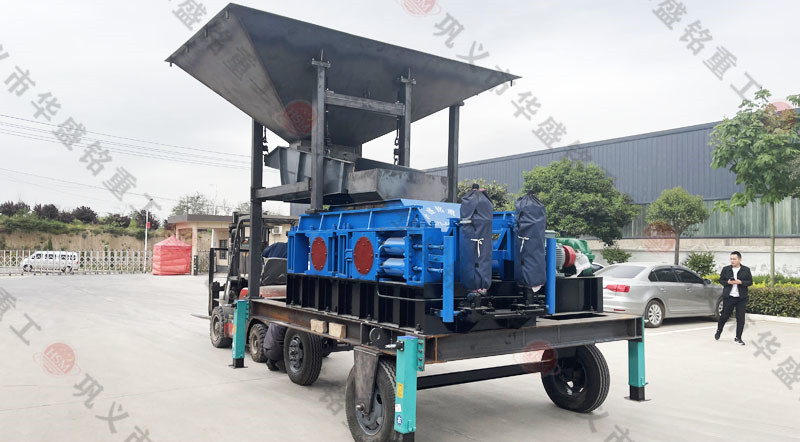 加工一噸河卵石能出多少沙子？移動對輥制砂機制砂效果怎么樣